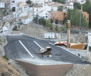 Alhama estrena aereopuerto