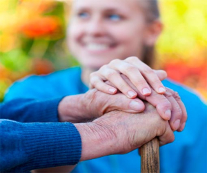 Doscientos vecinos de las comarca de Alhama y Loja se formarán en Ayuda a Domicilio