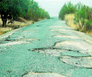 Casi un año 'aislados' de la A-92 y sin fecha para la carretera prometida