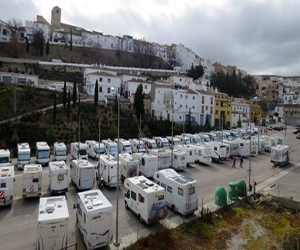 El turismo de las autocaravanas en peligro por los gamberros de Alhama