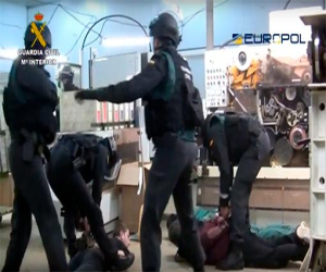 El juez deja en libertad a los detenidos por la fábrica de tabaco desmantelada