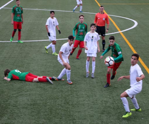 Derbi emocionante con victoria alhameña