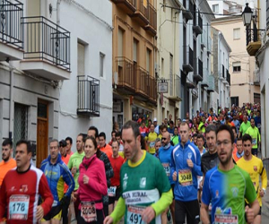 Manuel Santiago y Jessica Petersson revalidan su liderazgo en Alhama