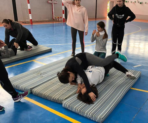 Defensa personal femenina en Játar