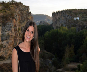 Aida Pinos Navarrete galardonada en el III Premio de Investigación ALUMA-Miguel Guirao