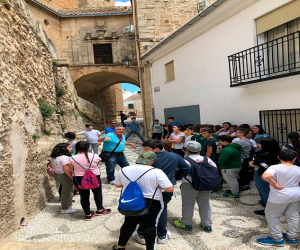 Alumnos de la comarca de primero de ESO conocen Alhama y algo mejor su historia