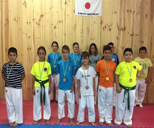 Campeonato de karate, modalidad kumite