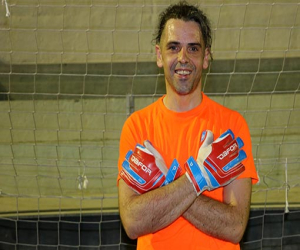 Los leones cazan caro en la selva