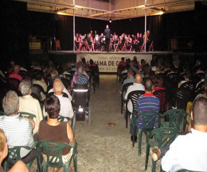 Acompañada o sola la Banda de la EMAG nunca defrauda