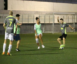 Gato se relamió ante la pasividad de los pajillas