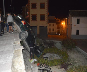 Accidente de coche en la travesía de la carretera de Loja de Alhama