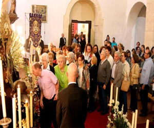 Segundo besamanos de la Virgen de las Angustias