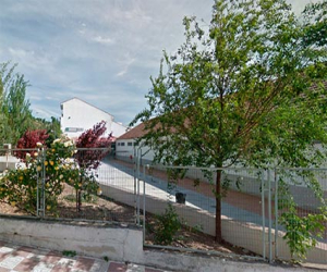 Convocatoria de protesta por la falta de personal de limpieza en el IES Alhama