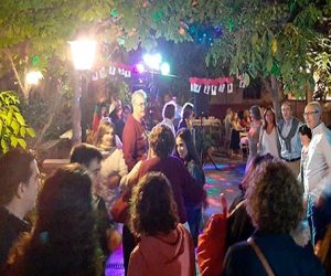 Los 80 sonaron para la Granada más solidaria