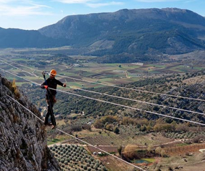 Zafarraya inaugura la Vía Ferrata John Hogbin