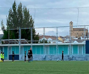 La UD Alhameña sénior se reencuentra con la victoria