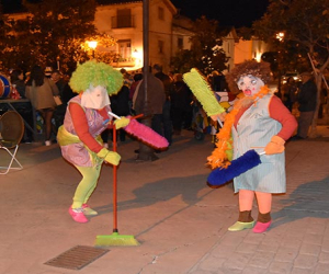 Tercer día de Carnaval de Alhama, día de máscaras y actuación de las murgas en La Joya