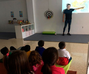 Contra los bulos las mentiras y el racismo