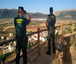 Catorce empresarios detenidos y 38 personas denunciadas en Zafarraya por contratar a migrantes indocumentados