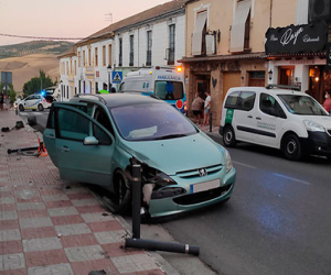 Accidente sin graves consecuencias en la travesía de la carretera de Granada, en Alhama