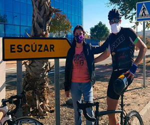 Salvador Jiménez pedalea con una sola pierna desde Coín hasta la Hoya de la Mora