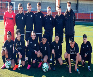 Los infantiles de la UD Alhameña lideran su liga