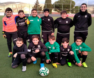 La UD Alhameña se afianza en el liderato