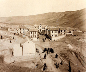 Plaza Duque de Mandas, cuando el paso del tiempo hace justicia