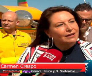 La consejera de Agricultura resalta en La Resinera "la encomiable labor" de los efectivos del Infoca en la lucha contra el fuego, también en invierno