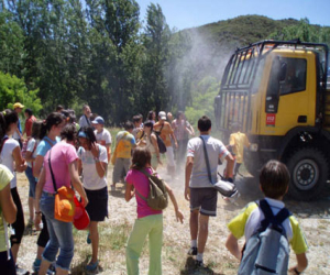 Los escolares visitan la Resinera