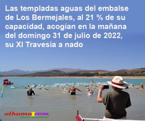 Brazadas contra el calor en Los Bermejales