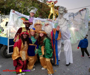 Los Reyes magos de oriente pasaron por Jayena repartiendo infinidad de regalos