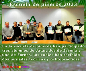 Los piñeros se forman en una escuela en el Parque de las Sierras de Tejeda, Almijara y Alhama de Granada