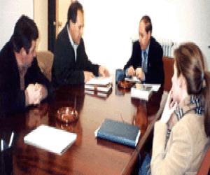 Los alcaldes exponen a García Albarral las deficiencias de sus municipios