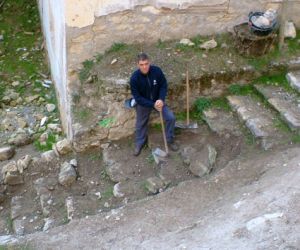 Moteros vandálicos causan destrozos en trabajos realizados por voluntarios