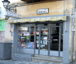 La tradicional librería de Rosa Espejo cambia de manos