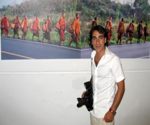 Cruz Roja homenajea a los fotógrafos granadinos en el calendario de 2008