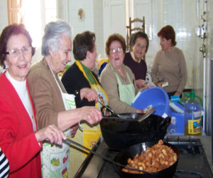 El Centro de Adultos de Alhama adelanta un día la candelaria