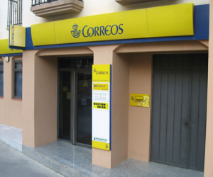 Los carteros rurales de Granada recorren 36 kilómetros al día