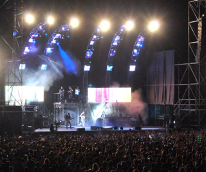 Unas cinco mil persona se dan cita en el concierto del El Barrio en Alhama el 3 de agosto de  2008