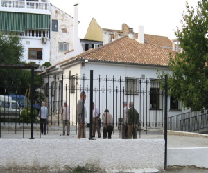 El centro de día amenaza ruína