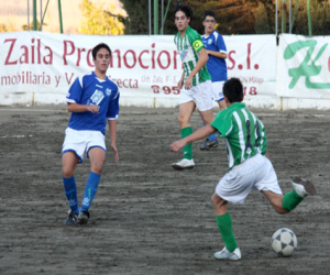 Los Cadetes de la UD Alhameña ganan de nuevo en los despachos