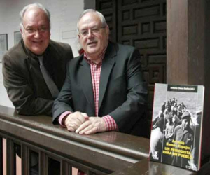 Compañeros de profesión rinden un merecido homenaje al periodista alhameño, Antonio Ramos