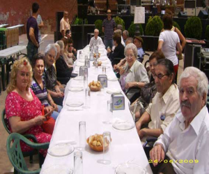 La residencia de mayores de Alhama participó en la semana cultural del centro de día