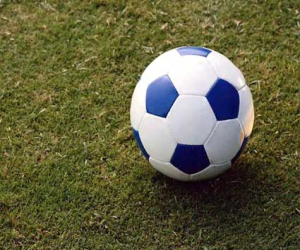 Lío arbitral en Otura donde la UD Alhameña pierde por 3 – 1