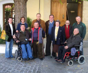 La diputada Maria José Sánchez tuvo un encuentro con el Ayuntamiento y discapacitados