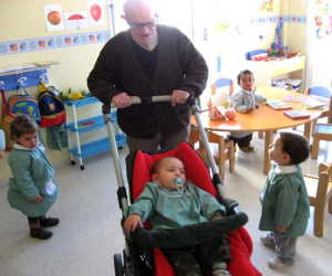 La Residencia de Mayores y la guardería municipal celebraron el día de la paz