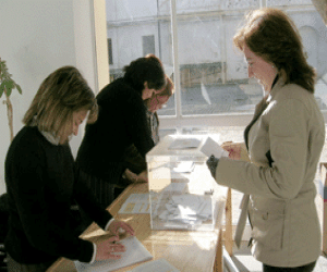 El índice de abstención comarcal alcanzó 50,3%, en el referéndum de la Constitución Europea