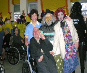 El carnaval 2010 también llegó a la Residencia