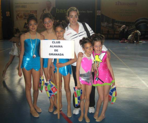 Intensa actividad y buenos resultados de las gimnastas alhameñas